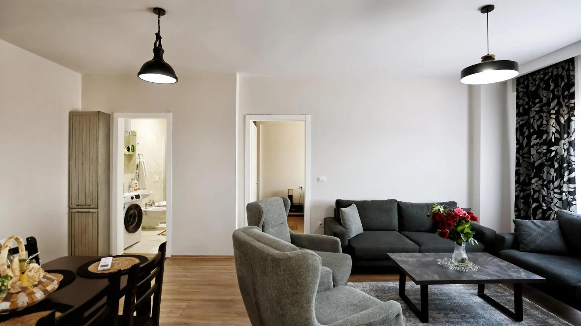 L.L Maison 2 Shkodër 0*,  Albanien